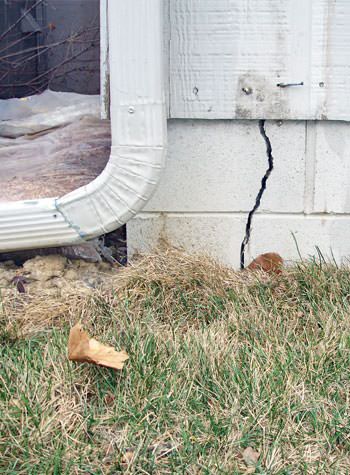 foundation wall cracks due to street creep in Jacksonville